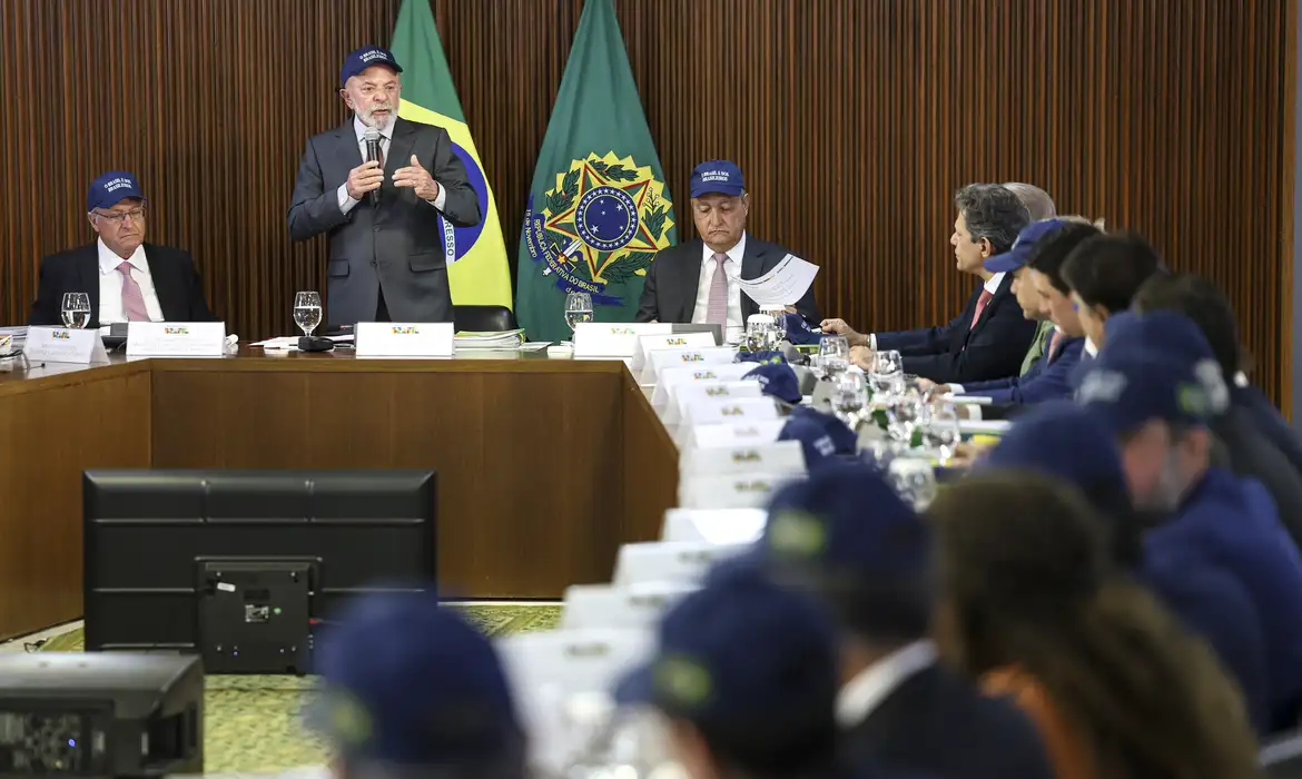 Lula orientou seus ministros a defenderem a soberania do país em seus discursos públicos
