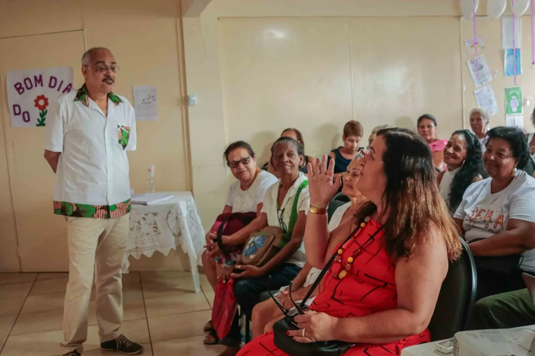 A apresentação do professor Sergio Moreira teve como prerrogativa as instruções recomendas pela Organização Mundial de Saúde