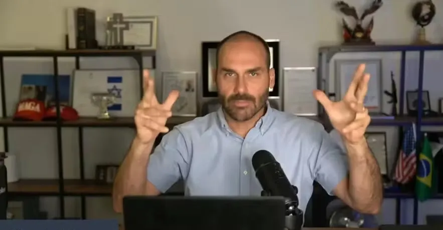Procurador geral da República denuncia Eduardo Bolsonaro por coação contra a Justiça brasileira