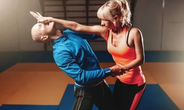 As motoristas interessadas devem comparecer ao local utilizando roupa de ginástica