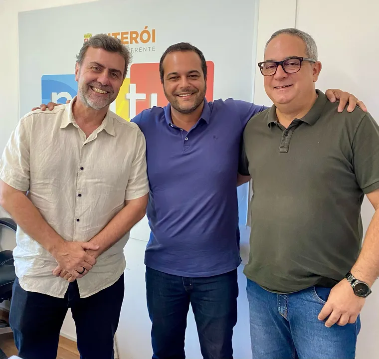 Marcelo Freixo - Presidente da Embratur -, André Bento - Presidente da Neltur - e Bráz Colombo - Assessor Especial da Prefeitura de Niterói, no gabinete da empresa