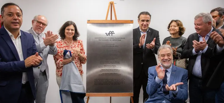 Ministra veio à Niterói para participar da inauguração de nova Faculdade de Medicina na UFF