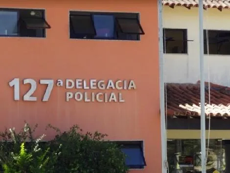 O suspeito foi encaminhado à 127ª DP (Búzios) para investigação