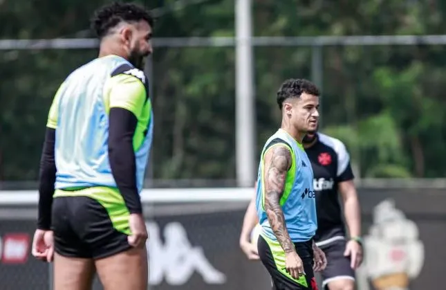 Payet e Coutinho pouco atuaram juntos desde a chegada do brasileiro