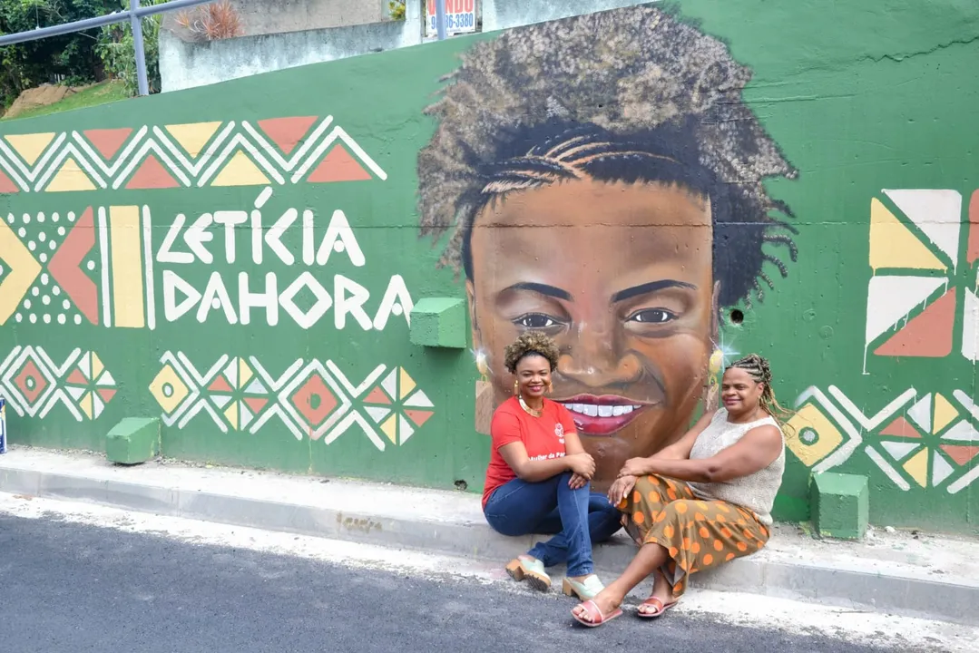 Painel fica no bairro Estrela do Norte