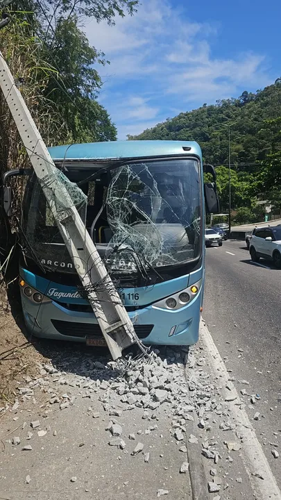 O acidente causou congestionamento no trânsito no sentido São Gonçalo