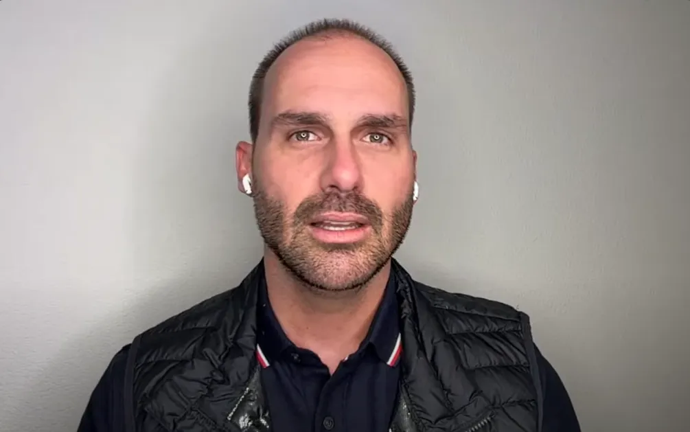 Em novo cargo, Eduardo Bolsonaro (PL-SP) não precisará justificar faltas