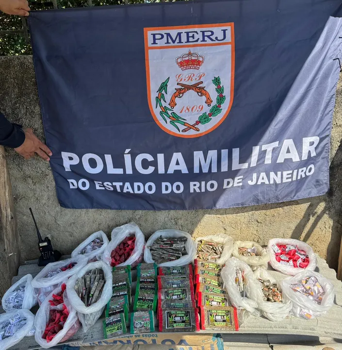 O suspeito foi encaminhado à delegacia da área para os procedimentos legais
