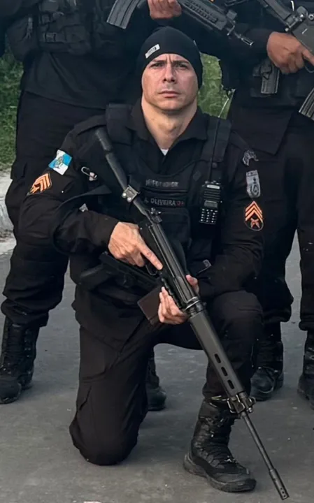 O militar de folga, Alan, foi socorrido e encaminhado para a UPA de Cabuçu, porém morreu na unidade de saúde