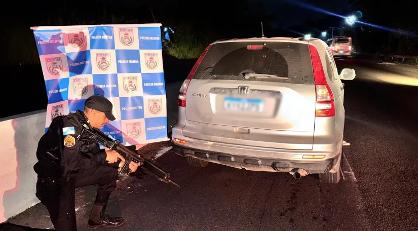 Carro foi apreendido no Cala Boca