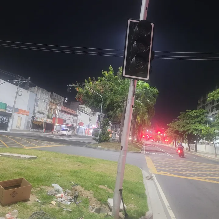 Acusado tentava cortar os cabos do equipamento com uma faca
