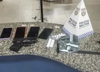 Material encontrado com os criminosos