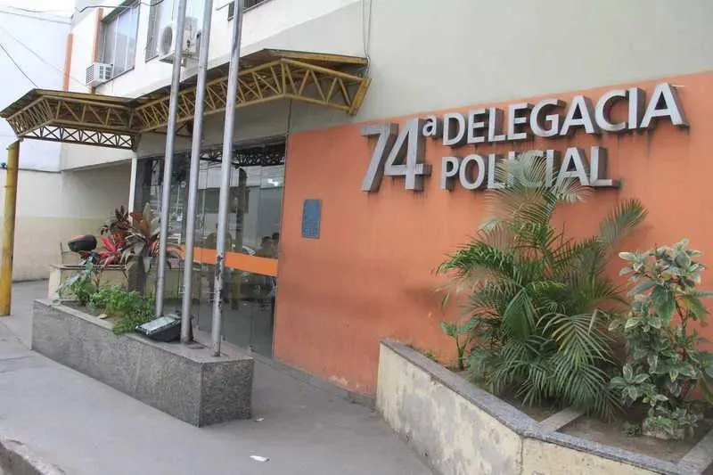 A prisão foi realizada pelos policiais da 74ª DP