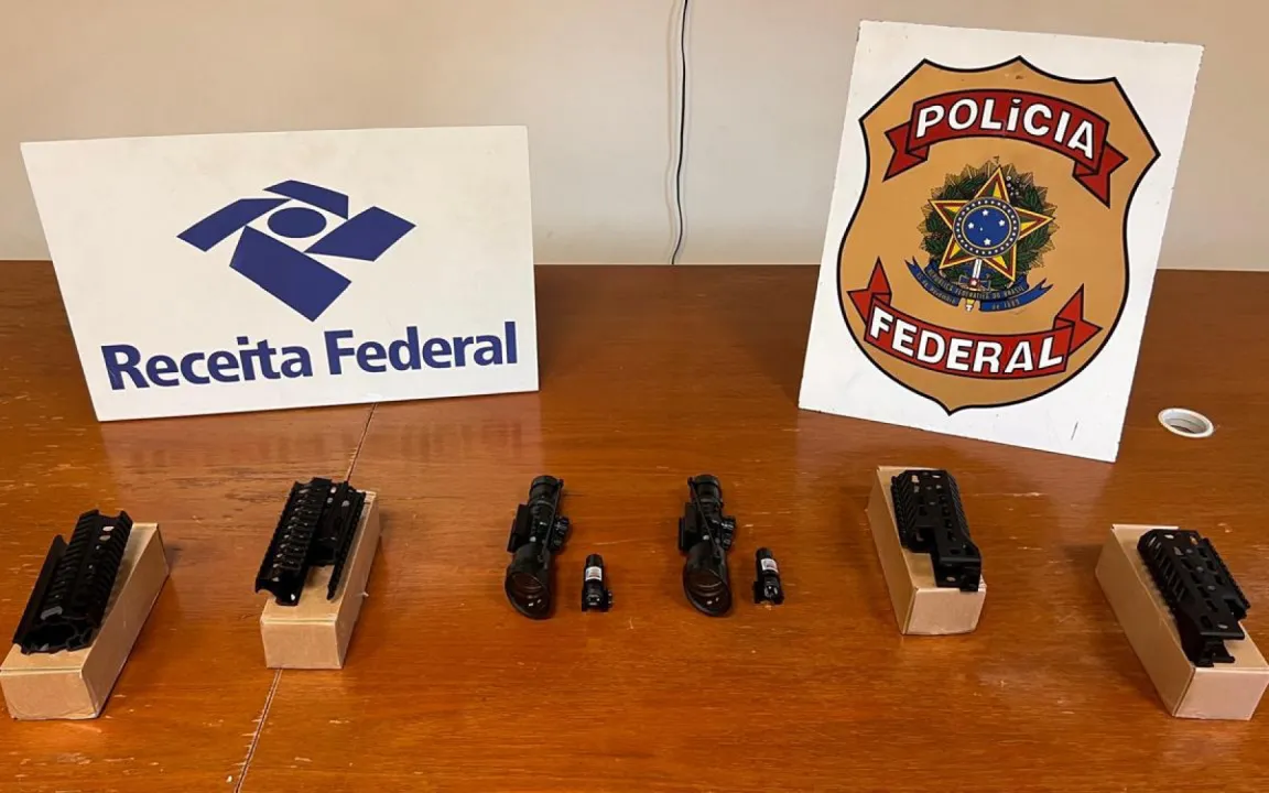 De acordo com a polícia, materiais seriam levados para comunidades do Rio