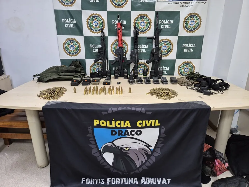 Armas apreendidas com o grupo