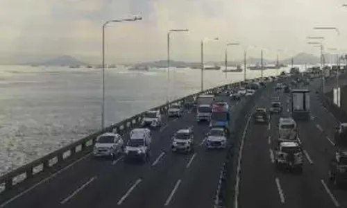 Pista em direção ao Rio está com lentidão