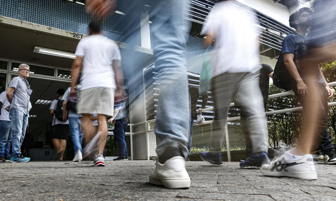 Também termina nesta sexta-feira o prazo para os que tiveram negadas as solicitações de atendimento especializado entrarem com recursos