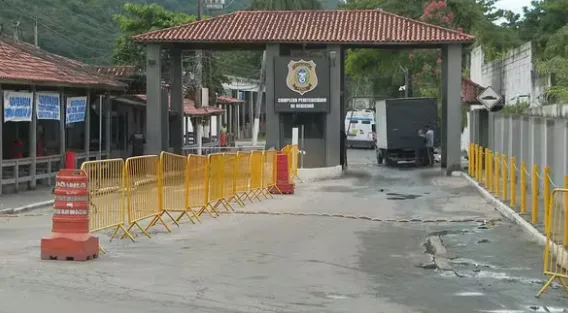 Presídio de Gericinó, em Bangu, na Zona Oeste do Rio