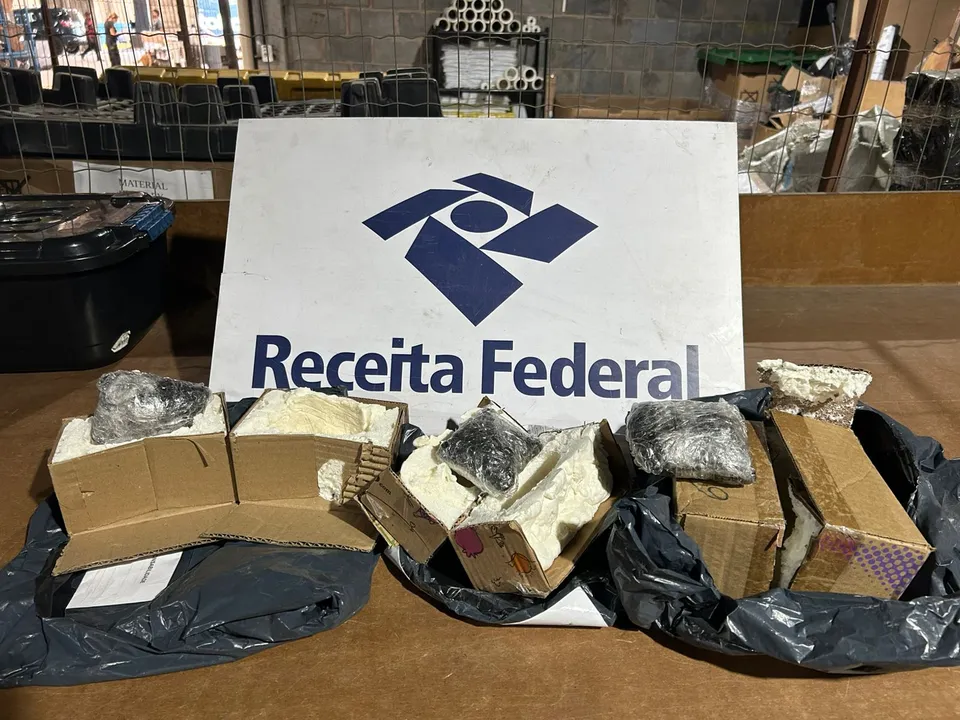 Material apreendido na transportadora
