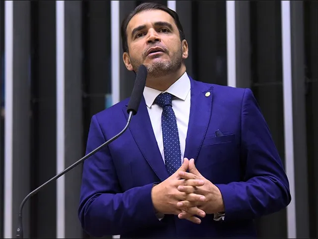 Segundo o deputado Marcelo Freitas (União-MG), críticas "mais severas" fazem parte do debate democrático