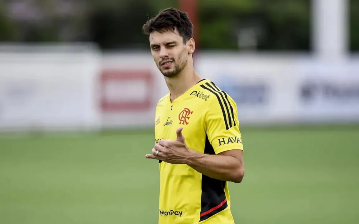 Ex-zagueiro do Flamengo, irá colaborar nas decisões cotidianas com o técnico, sem ser especialista em bola parada