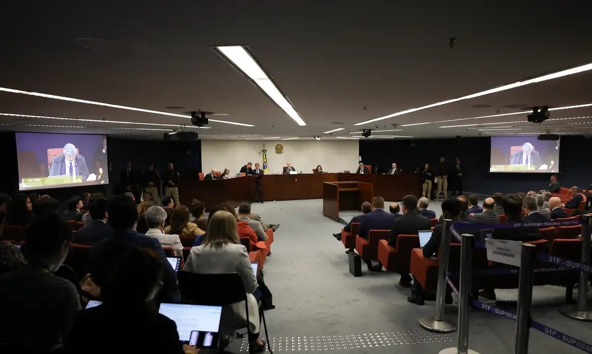 O núcleo é composto por oito militares do Exército e um policial federal