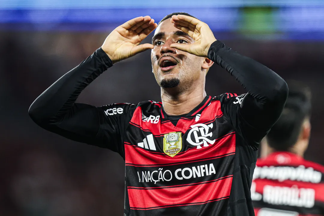 Samuel Lino herdou a vaga de Matheus Cunha que se lesionou