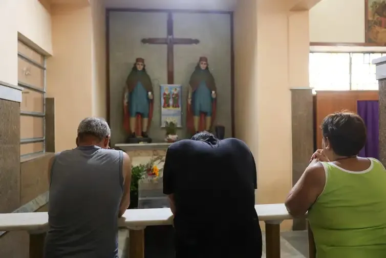 Os santos gêmeos eram cristãos e foram perseguidos por suas crenças
