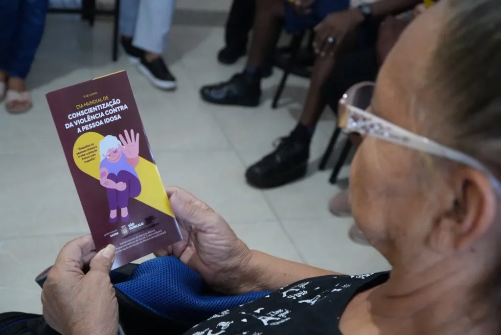 A atividade contou com a participação da equipe multidisciplinar do local