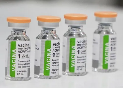 O imunizante está disponível em 62 salas de vacinação