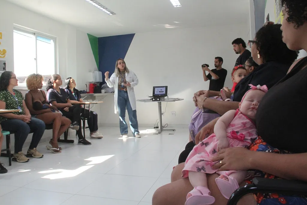 A Clínica Municipal Gonçalense do Mutondo tem o Grupo de Apoio ao Aleitamento Materno, que também ajuda as mães