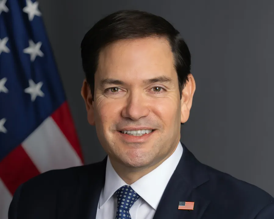 Rubio disse que sentença de Bolsonaro é "mais um capítulo de uma crescente campanha de opressão judicial que tem tentado atingir empresas americanas"