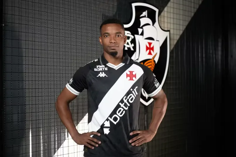 Thiago Mendes pode fazer sua estreia pelo Vasco no domingo (27)