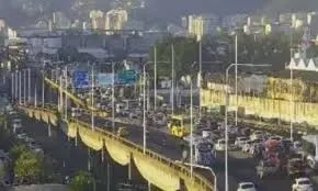 Motoristas enfrentam até 17 minutos de viagem com lentidão na Reta do Cais