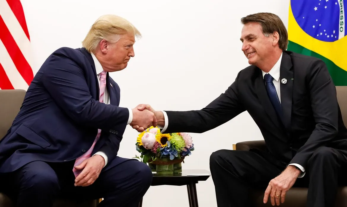 Bolsonaro e Trump na reunião do G20, em Osaka 2019