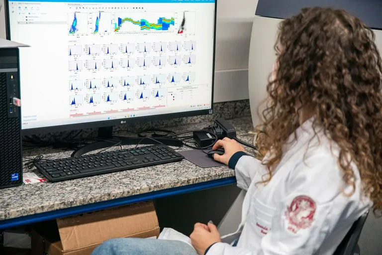 Técnica desenvolvida na UFRJ é mais eficiente na obtenção de resultados de tumores sólidos pediátricos