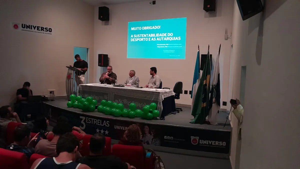 Palestra reúne intelectuais da Universo e de outras universidades do mundo
