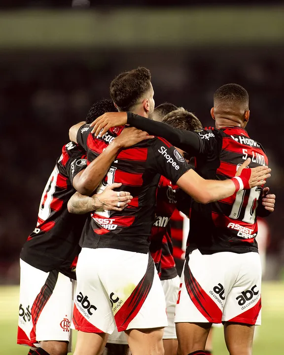 Flamengo visita o Estudiantes, buscando uma vaga na semifinal da Libertadores