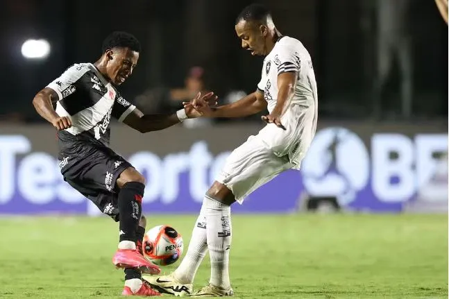 Vasco e Botafogo se enfrentam no retorno do Brasileirão