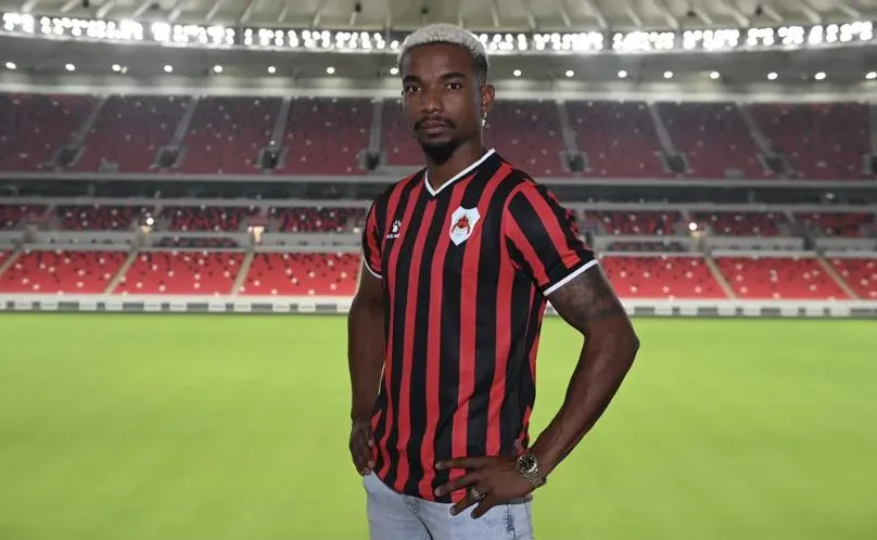 Thiago Mendes é alvo do Vasco para a segunda janela de transferências