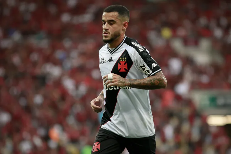 Coutinho saiu lesionado e deve precisar de tempo para retornar aos gramados