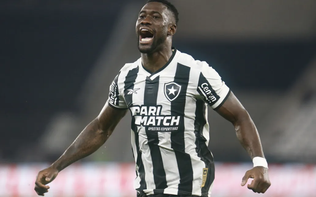 Bastos pode se tornar o primeiro jogador africano a ser campeão da Libertadores