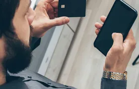 6 golpes digitais antigos que as pessoas ainda caem; saiba como se proteger
