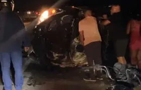 Acidente entre dois carros na Rodovia Niterói-Manilha deixa mãe e filho feridos