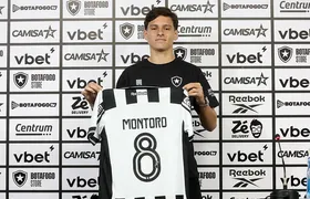 Álvaro Montoro é apresentado no Botafogo e diz se inspirar no compatriota Almada