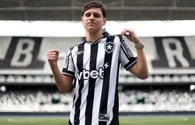 Álvaro Montoro é regularizado na CBF e está liberado para estrear pelo Botafogo