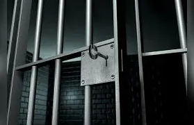Após aparecer em chá revelação através de chamada de vídeo, preso é isolado em Bangu 1; Entenda