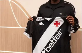 Após chegada de Andrés Gómez, Vasco busca mais um atacante para reforçar o elenco