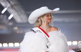 Beyoncé faz apresentação histórica em jogo da NFL