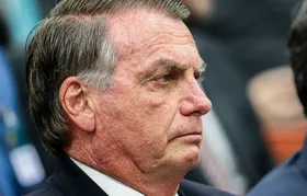 Bolsonaro pede autorização do STF para fazer procedimento médico
